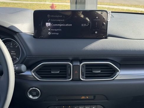 New 2025 MAZDA CX-5 AWD 2.5 S w/ Preferred Package image 3