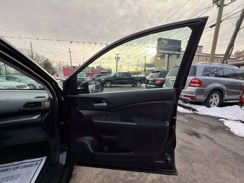 Used 2014 Honda CR-V LX image 41