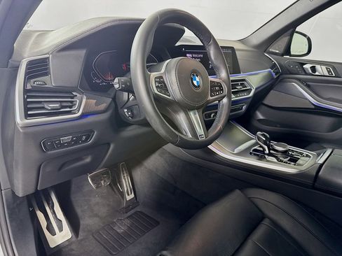 Used 2020 BMW X5 sDrive40i w/ M Sport Package image 9