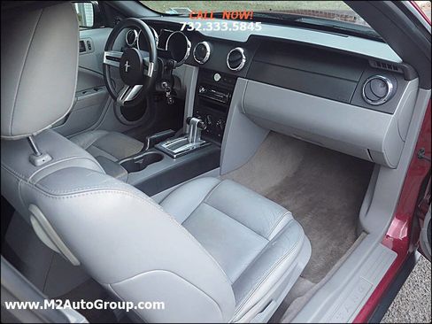 Used 2006 Ford Mustang Premium image 13