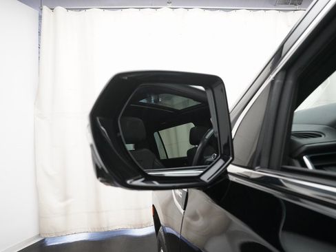 Used 2022 GMC Yukon XL Denali image 26