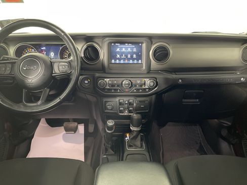 Used 2021 Jeep Wrangler Unlimited Willys image 14