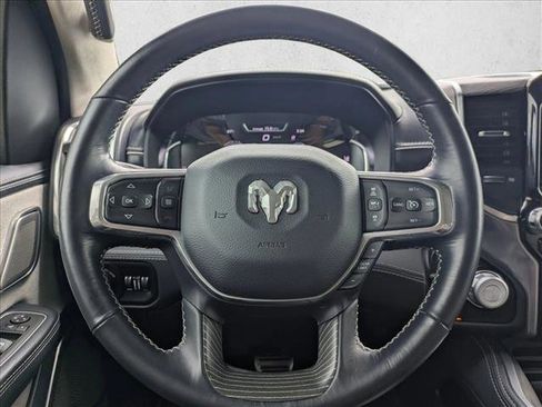 Used 2023 RAM 1500 Limited AWD/4WD image 11