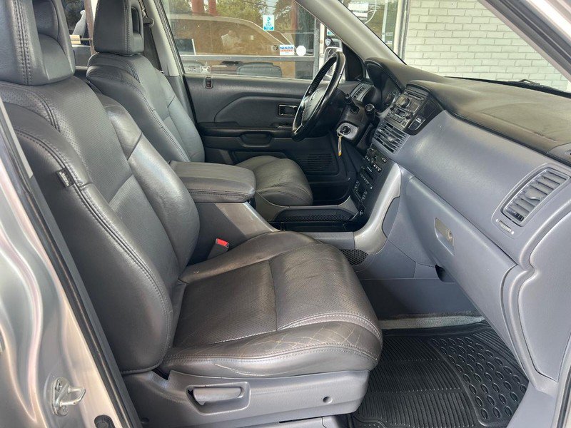Used 2005 Honda Pilot EX-L image 11