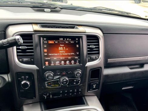 Used 2017 RAM 3500 Laramie Longhorn AWD/4WD image 7