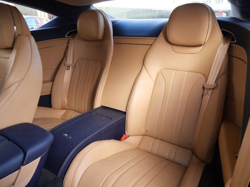 Used 2023 Bentley Continental GT V8 image 17