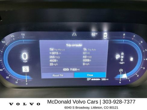 Certified 2025 Volvo XC60 B5 Plus AWD/4WD image 15