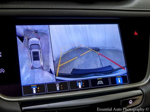 Certified 2023 Cadillac XT5 Premium Luxury w/ Technology Package FWD image 18