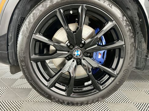 Used 2023 BMW X7 xDrive40i w/ Executive Package AWD/4WD image 38