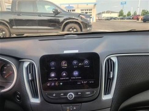 Used 2022 Chevrolet Malibu LS FWD image 5