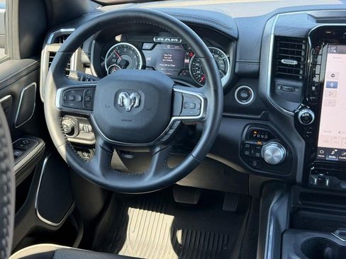 Used 2024 RAM 1500 Laramie AWD/4WD image 11