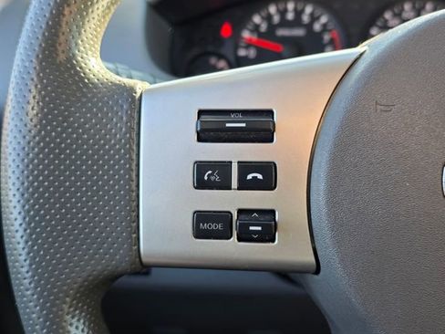 Used 2020 Nissan Frontier SV image 22