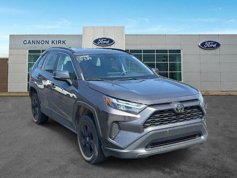 Used 2023 Toyota RAV4 XLE AWD/4WD image 1