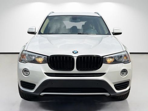 Used 2017 BMW X3 sDrive28i RWD image 8