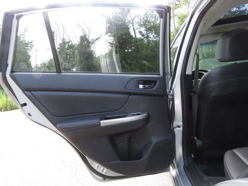 Used 2015 Subaru Crosstrek Touring AWD/4WD image 18