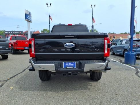 Certified 2024 Ford F250 Lariat w/ Chrome Package AWD/4WD image 8