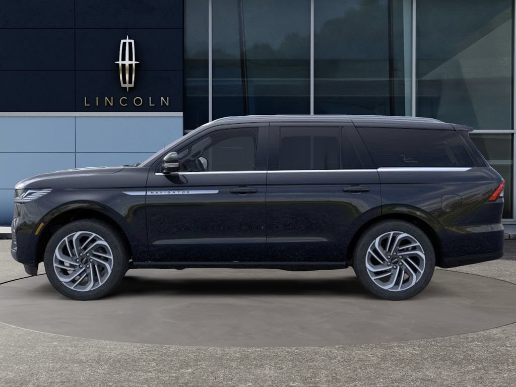 New 2026 Lincoln Navigator Reserve AWD/4WD image 3