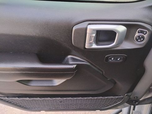 Used 2020 Jeep Wrangler Unlimited Rubicon image 13