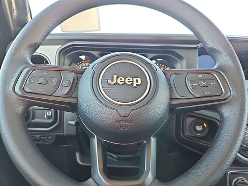 New 2026 Jeep Gladiator Sport AWD/4WD image 19