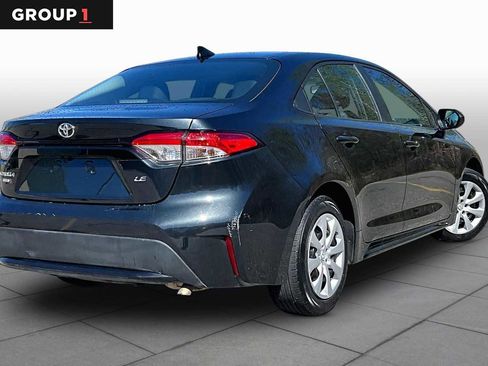 Used 2022 Toyota Corolla LE FWD image 13