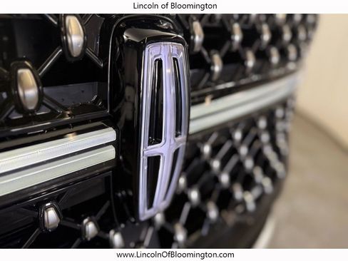 New 2025 Lincoln Navigator L Black Label image 11