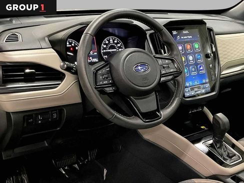 Certified 2025 Subaru Forester Premium AWD/4WD image 18