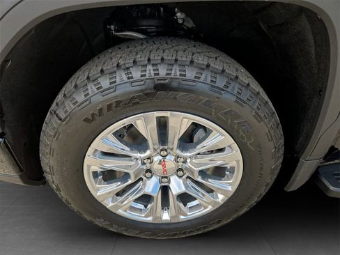 New 2026 GMC Sierra 1500 Denali w/ Technology Package AWD/4WD image 34