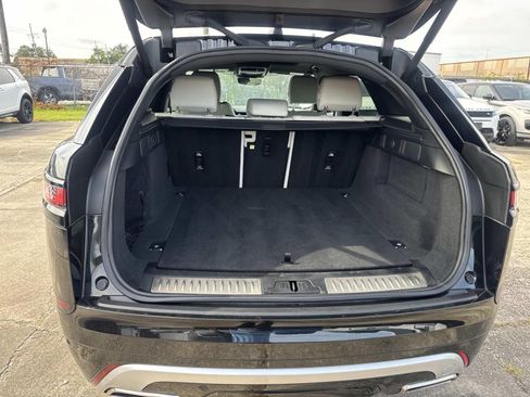 Used 2023 Land Rover Range Rover Velar R-Dynamic S AWD/4WD image 8