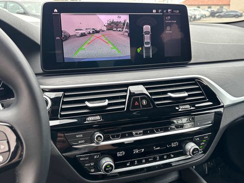 Used 2023 BMW 540i w/ Premium Package RWD image 17