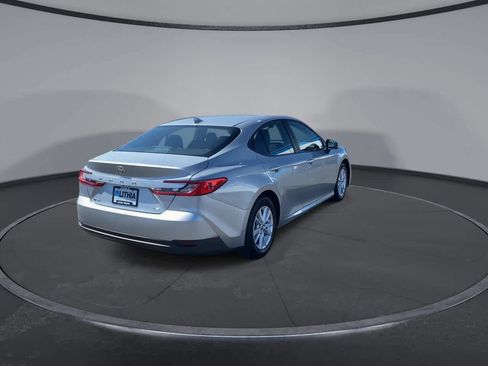 Certified 2025 Toyota Camry LE w/ Convenience Package FWD image 9
