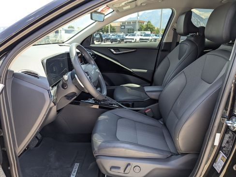 Certified 2024 Kia Niro EX FWD image 23