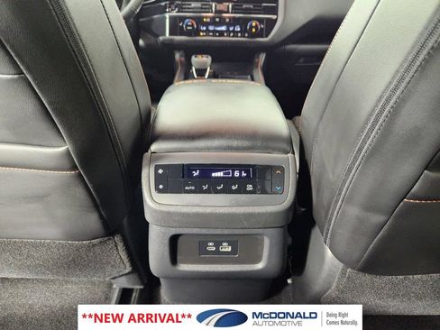 Used 2025 Nissan Pathfinder Rock Creek AWD/4WD image 17