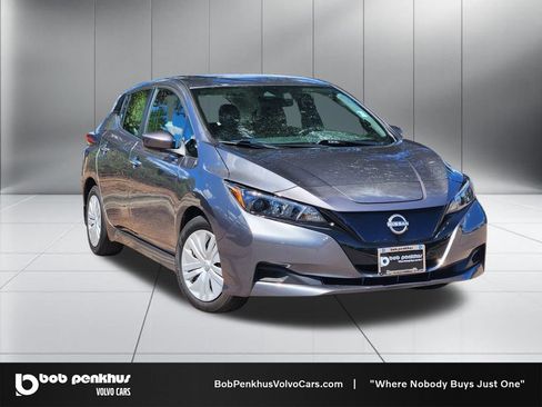 Used 2025 Nissan Leaf S FWD image 1