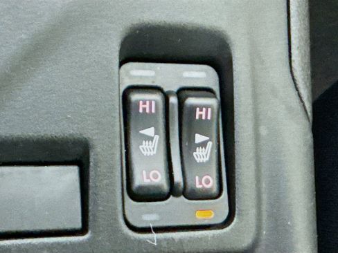 Used 2023 Subaru Crosstrek 2.0i Premium image 23