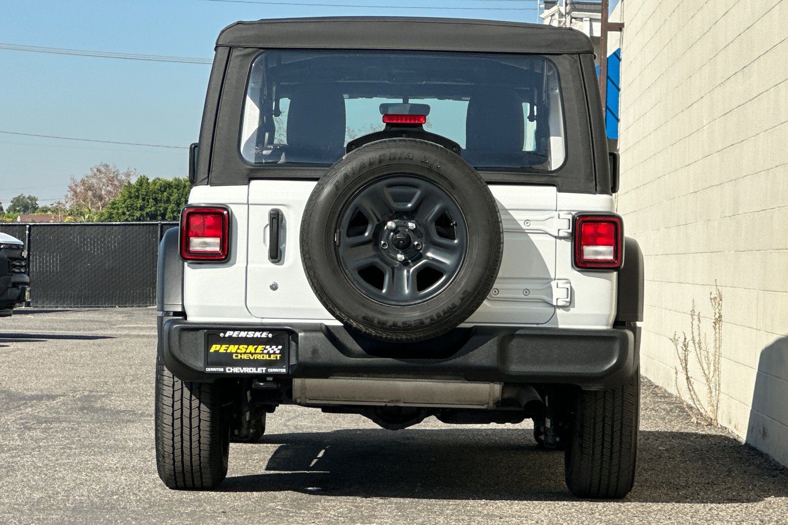 Used 2021 Jeep Wrangler Unlimited Sport AWD/4WD image 5