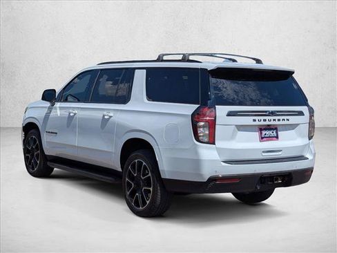 Used 2021 Chevrolet Suburban RST w/ Luxury Package AWD/4WD image 8