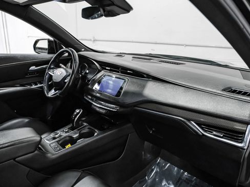 Used 2020 Cadillac XT4 Sport image 13