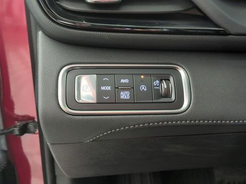 Certified 2025 Buick Enclave Avenir w/ Super Cruise Package AWD/4WD image 27
