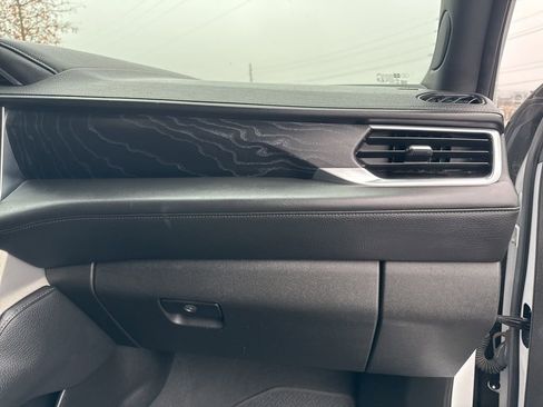 Used 2022 GMC Yukon XL Denali image 19