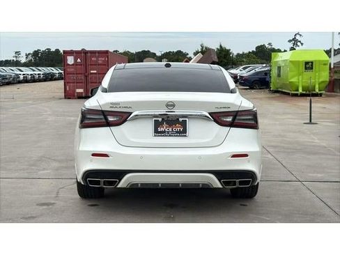 Used 2023 Nissan Maxima Platinum w/ Sport Mat Group FWD image 5