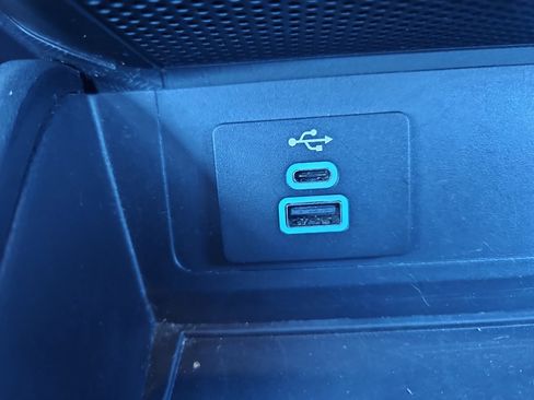 Used 2024 Ford Mustang EcoBoost image 19