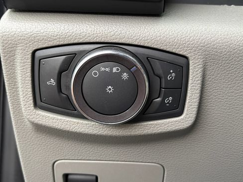 Used 2019 Ford F150 XL w/ XL Power Equipment Group AWD/4WD image 22
