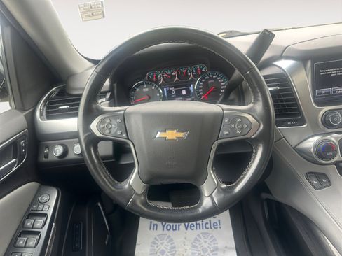 Used 2019 Chevrolet Suburban LT AWD/4WD image 12