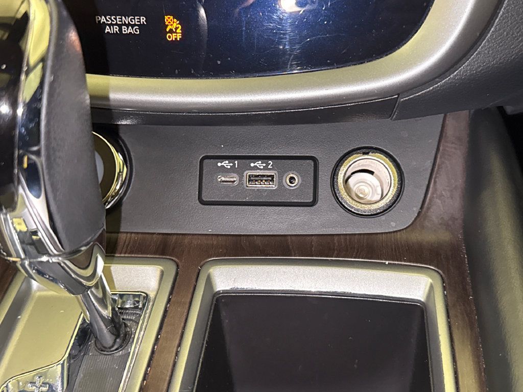 Used 2019 Nissan Murano Platinum w/ Cargo Package FWD image 29