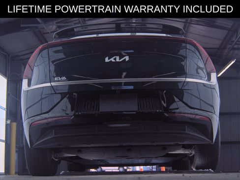 Used 2023 Kia EV6 Wind RWD image 13