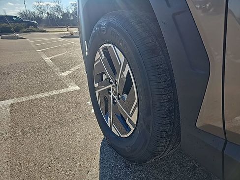 New 2026 Hyundai Tucson Blue SE image 42