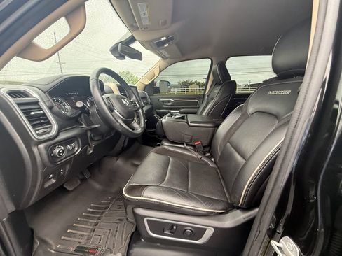 Used 2019 RAM 1500 Laramie w/ Trailer Tow Group AWD/4WD image 12
