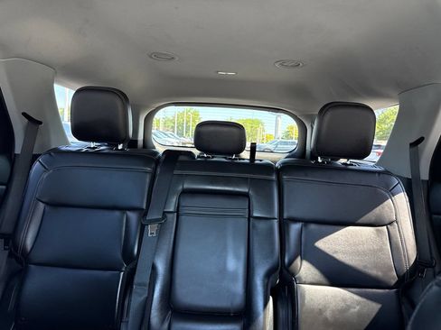 Used 2023 Ford Explorer XLT w/ Equipment Group 202A AWD/4WD image 42