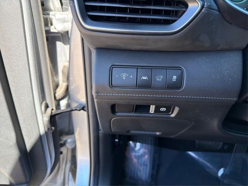 Used 2023 Hyundai Santa Fe SEL Premium image 19