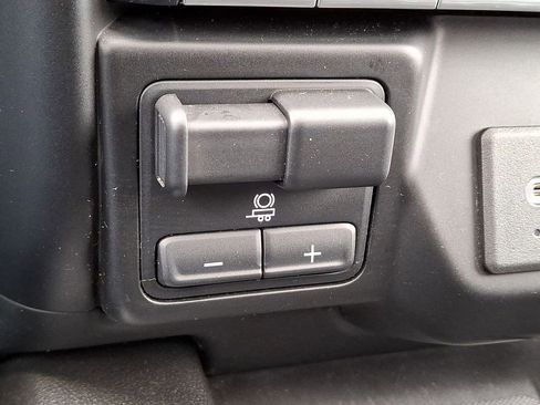 Used 2022 GMC Sierra 3500 Denali image 24